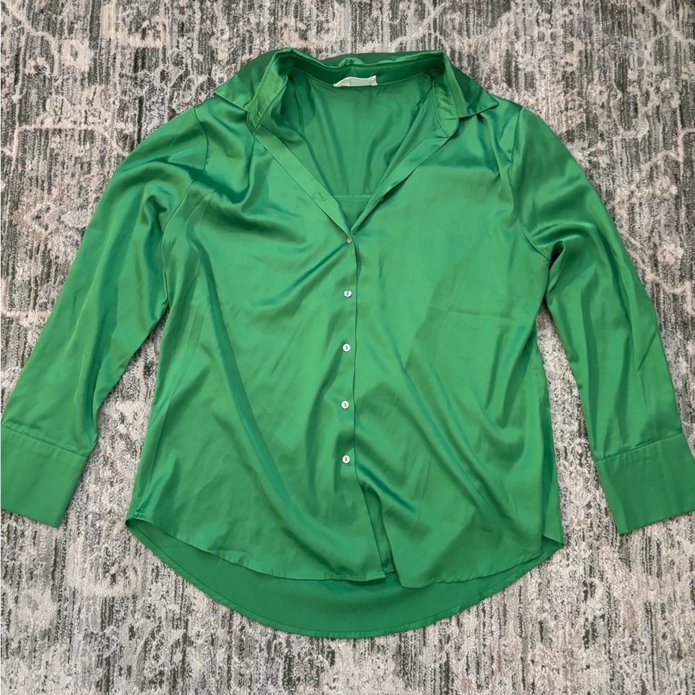 Green 3/4 Sleeve Button Down Shirt with Notched Collar